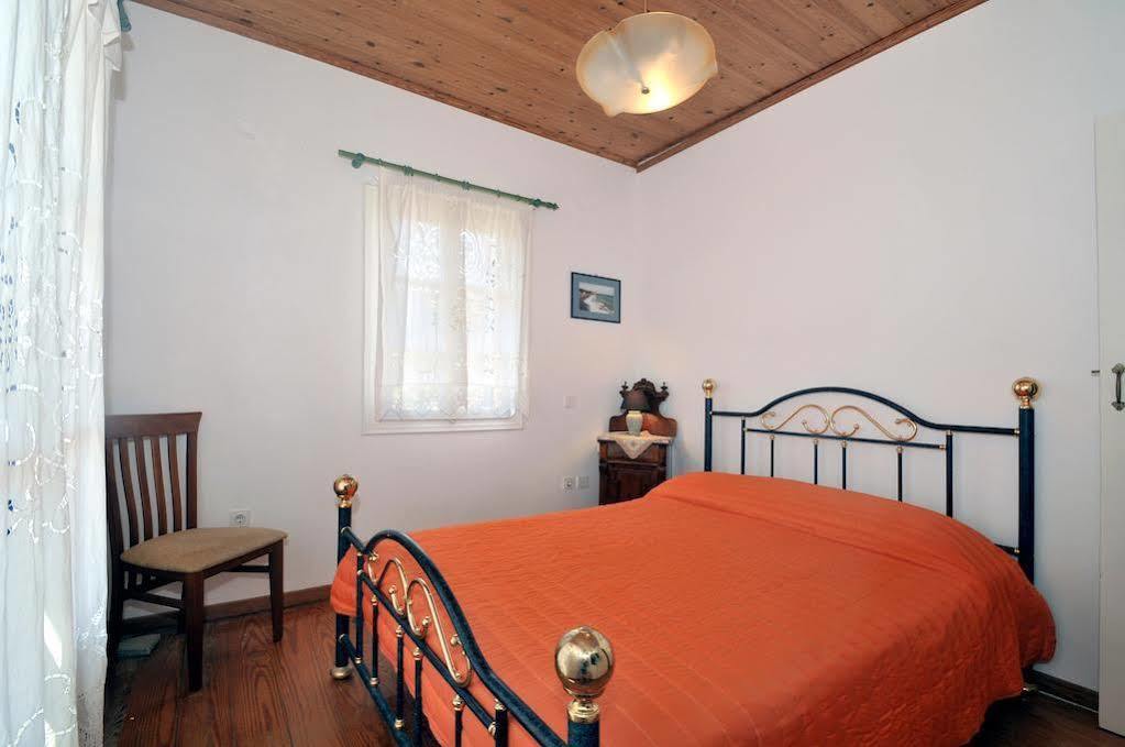 Akrotiri Hotel Platia Ammos Zewnętrze zdjęcie